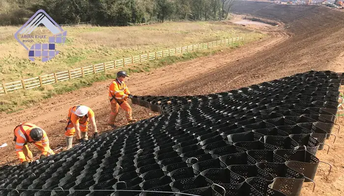 نصب ژئوسل در شیب