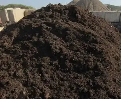 انواع خاک مناسب روف گاردن: