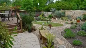 محوطه سازی باغچه