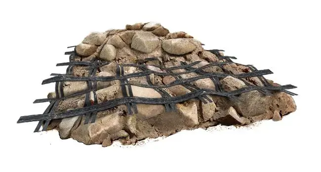 ژئوگرید دارای ساختار شبکه‌ای با حفره‌های باز و بزرگ می‌باشد که به آن‌ها چشمه می‌گویند.